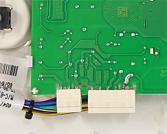 id logic combi esp1 743413 pcb bottom left for int fuse.jpg